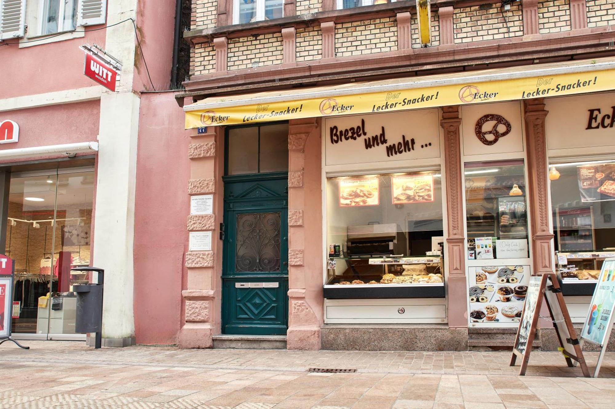 Upper Room Altstadt-Apartment Im Herzen Der Pfalz Neustadt an der Weinstraße Exterior foto